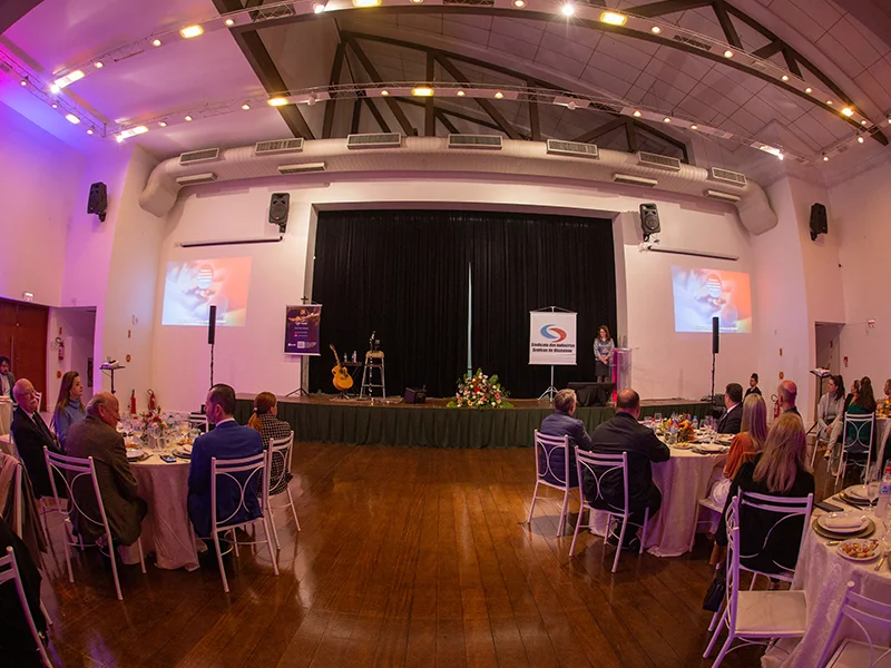 SINDIGRAF Blumenau celebra 50 anos com jantar comemorativo